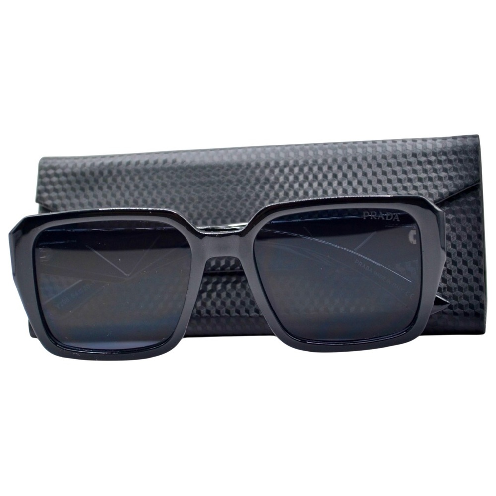 Prada Women’s Sunglasses | Black Frame | Gray Lenses | 55-20-144 | Italy - Picture 6 of 13